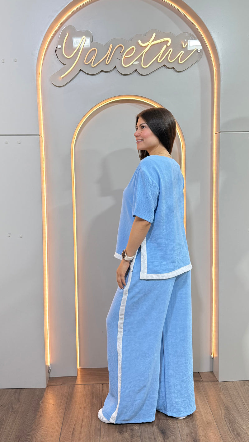 Conjunto Para Dama Combinado Lineas Blanca Blusa Y Pantalón