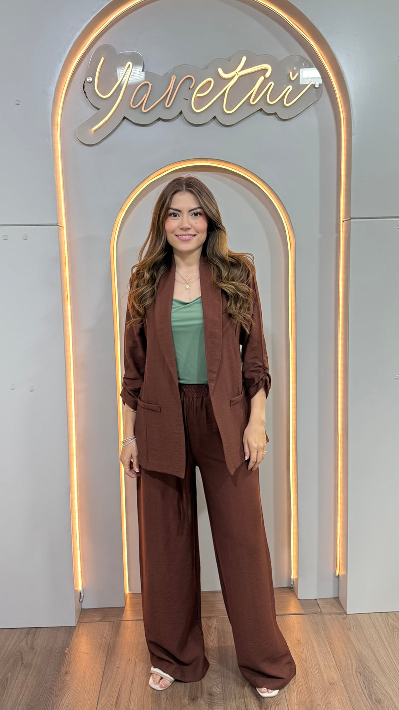 Conjunto Para Dama Blazer Con Hombreras Y Pantalon Tulum